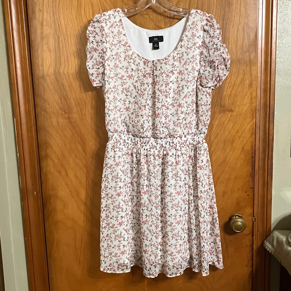 I.N. San Francisco White Floral Midi Dress with Pink Flowers